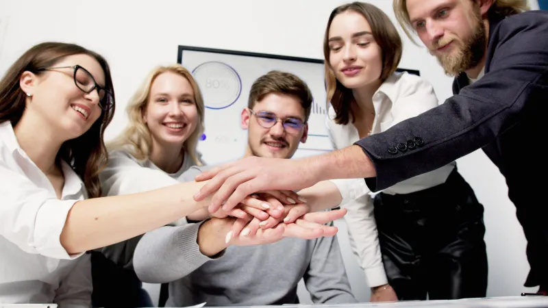 Competencias transversales: el factor invisible que decide tu ascenso profesional